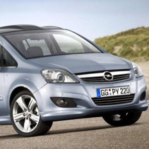 ТУНИНГ ФАРОВЕ И СТОПОВЕ ЗА OPEL ZAFIRA