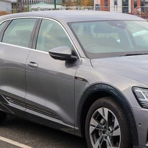 ВЕТРОБРАНИ ЗА AUDI ВЕТРОБРАНИ ЗА AUDI E-TRON